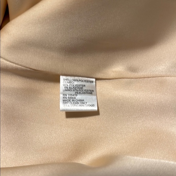 Tahari Arthur S. Levine Black and Cream Mini Cocktail Dress 8 - Picture 10 of 15